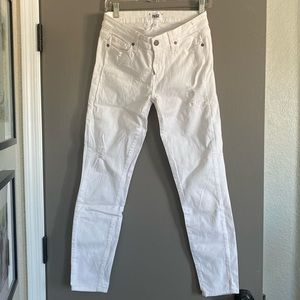 PAIGE “Verdugo Ankle” distressed jeans - size 28